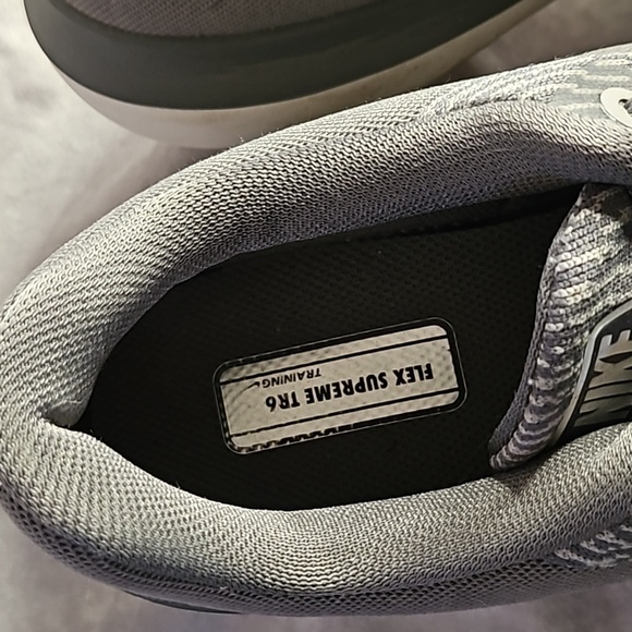 Nike Gray Cloth Flex Supreme TR6 Sneaker Shoes Sz. 9.5 - Picture 3 of 5